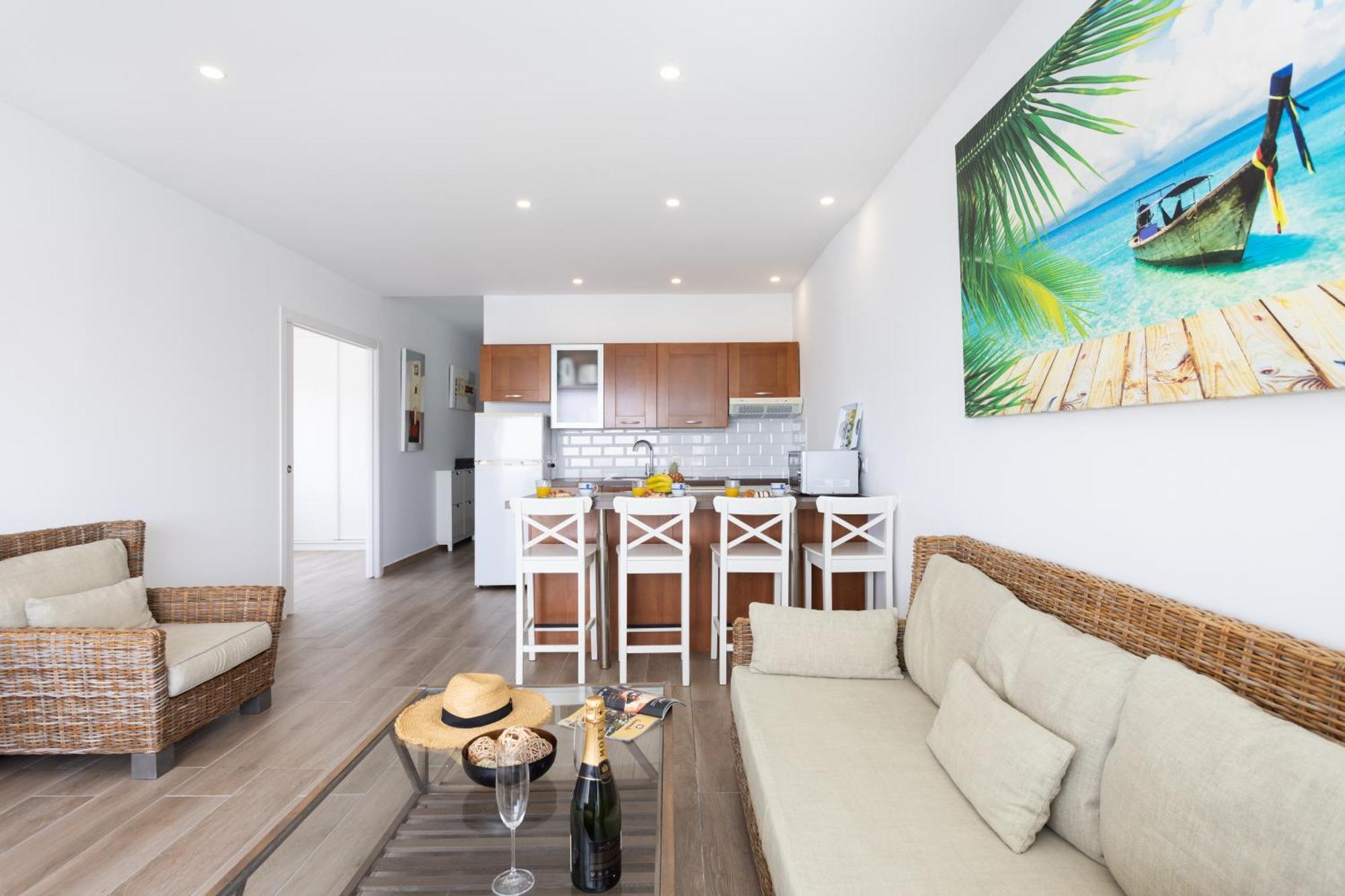 Ancla Views Free Wifi Apartment กาเยาซัลวาเค ภายนอก รูปภาพ