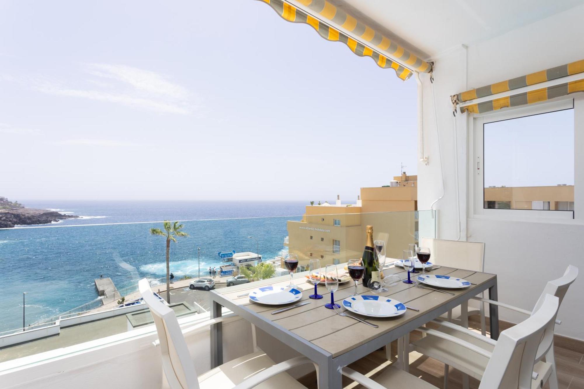 Ancla Views Free Wifi Apartment กาเยาซัลวาเค ภายนอก รูปภาพ